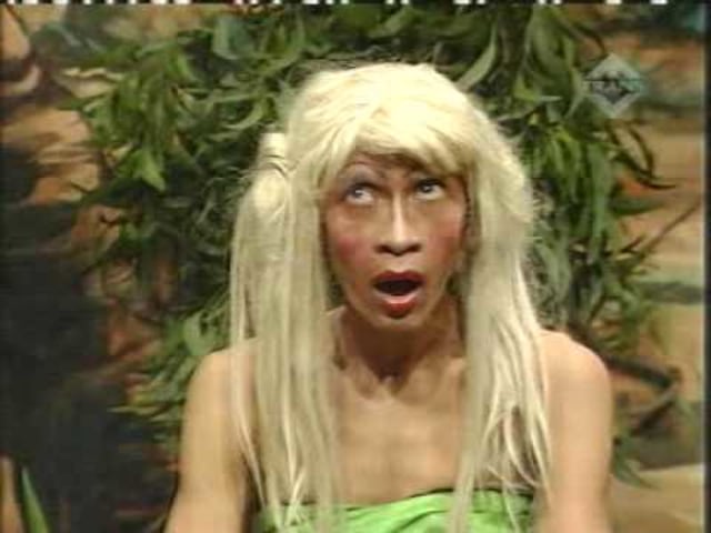 "Silakan Waria, tapi Buat Kami Tertawa!"