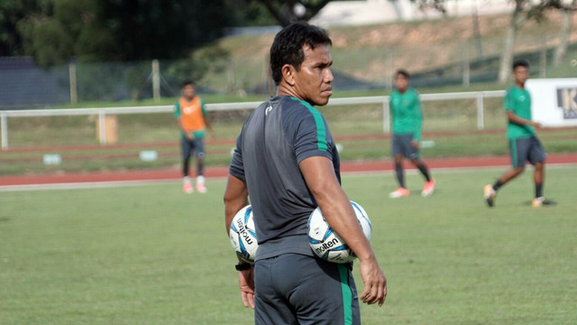 Asisten pelatih Timnas U-22, Bima Sakti (Foto: Aditia Noviansyah/kumparan)