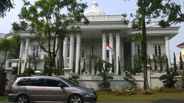 Rumah bos First Travel di Sentul City (Foto: kumparan)