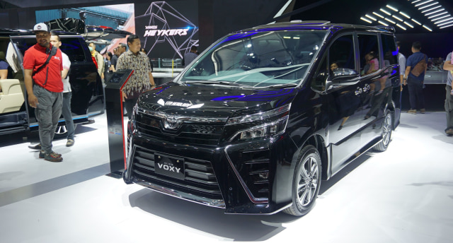 Toyota Voxy (Foto: Gesit Prayogi/kumparan)