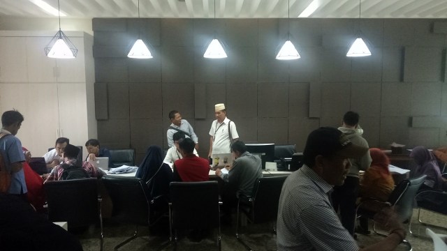 Posko pengaduan First Travel di Bareskrim Polri. (Foto: Aria Pradana/kumparan)