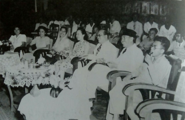 Pemimpin dan Rakyat dalam Keakraban (7)