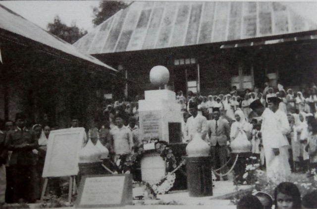 Pemimpin dan Rakyat dalam Keakraban (11)