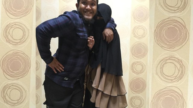 Caisar dan Indadari. (Foto: Instagram @by_indadari)