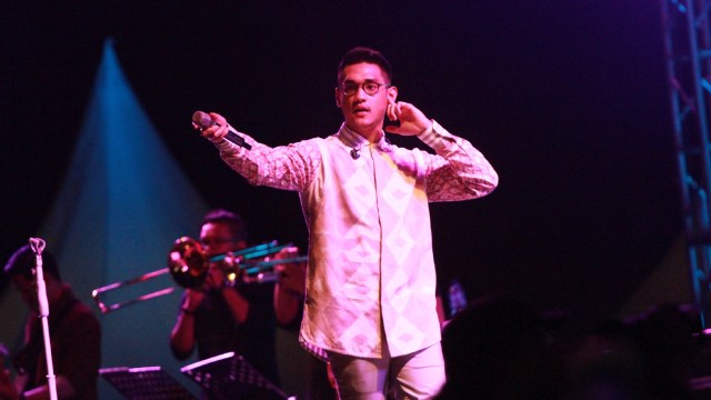 Afgan di Prambanan Jazz. (Foto: Munady/kumparan)