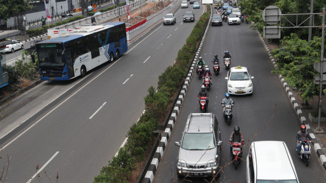 Uji Coba Larangan Sepeda Motor  (Foto: Fanny Kusumawardhani/kumparan)
