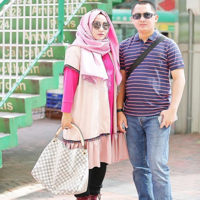 Tas mewah milik Anniesa Hasibuan. (Foto: Instagram/@anniesahasibuan)