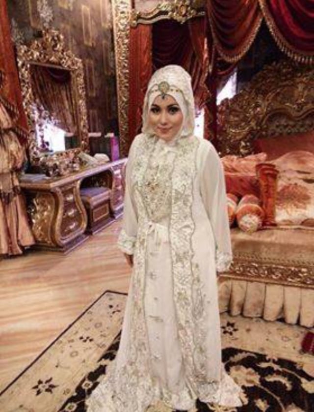 Menilik Kamar Mewah Anniesa Hasibuan (1)