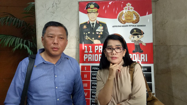 Niru dan Saminoto, Pengacara First Travel (Foto: Amanaturrosyidah/kumparan)