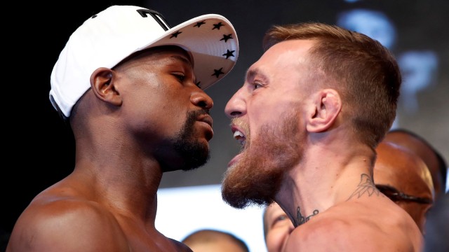 Pertandingan McGregor vs Mayweather. Foto: REUTERS/Steve Marcus