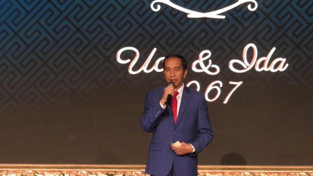 Joko Widodo di Syukuran 50 tahun Pernikahan JK (Foto: Yudhistira Amran Saleh/kumparan)