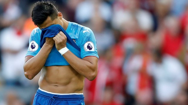 Sudah capek berseragam Arsenal, Sanchez? (Foto: Reuters/Carl Recine)