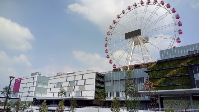 AEON Mall JGC dibuka 30 September 2017 (Foto: Intan Kemala Sari/kumparan)