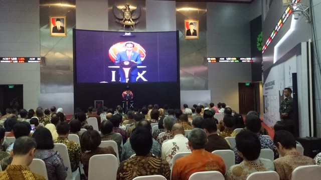 Jokowi dalam pembukaan Efek Beragun Aset Mandiri  (Foto: Ela Nurlaela/kumparan)