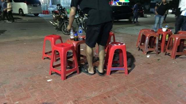 Gulai Tikungan di Trotoar Blok M (Foto: Muhammad Iqbal/kumparan)