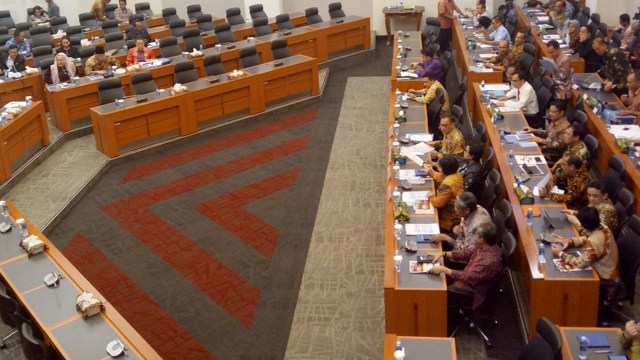 Banggar DPR RI raker dengan Pemerintah dan BI  (Foto: Nicha Muslimawati/kumparan)