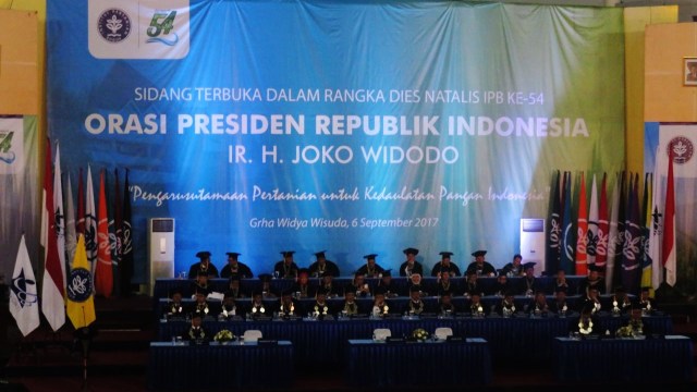 Orasi Jokowi di Dies Natalis IPB (Foto: Yudhistira AS/kumparan)