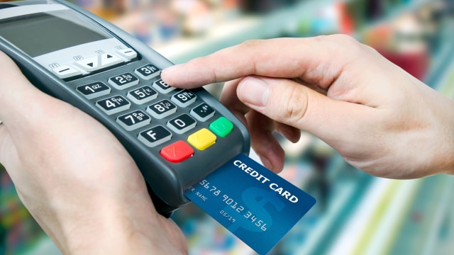 Penggunaan Kartu Kredit (Foto: Thinkstock)