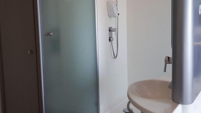 Kamar hotel Ibis Budget Cirebon (Foto: Luthfa Nurridha/kumparan)