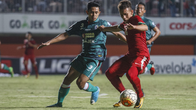 Egy Maulana Vikri (kanan) (Foto: Hendra Nurdiyansyah/ANTARAFOTO)