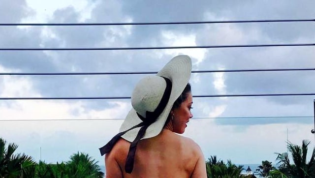 Amber Heard di Bali (Foto: Instagram @amberheard)