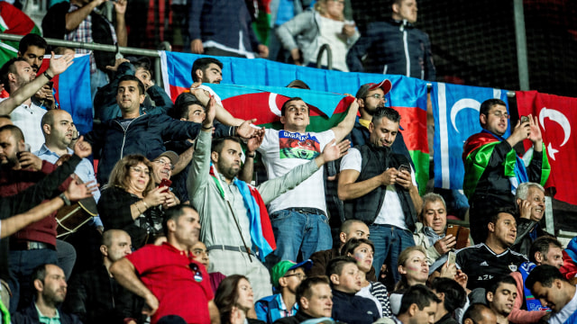 Suporter Qarabag di Kopenhagen. (Foto: Reuters via Scanpix Denmark)