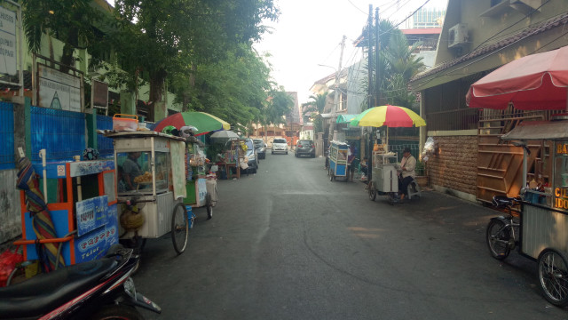 Suasana sekitar SD 01 Pagi Tanjung Duren (Foto: Ainul Qalbi/kumparan)