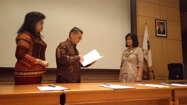 Surat untuk RS Mitra Keluarga dari Dinkes DKI (Foto: Aria Pradana/kumparan)