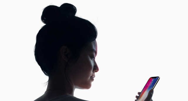 4 Alasan Pengguna Setia Android Pantas Beralih ke iPhone X (1)