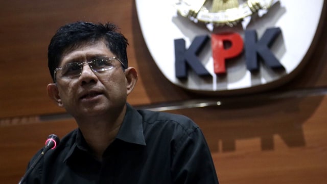 Laode Syarif di preskon OTT Wali Kota Batu (Foto: Fanny Kusumawardhani/kumparan)