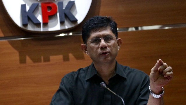 Laode Syarif di preskon OTT Wali Kota Batu (Foto: Fanny Kusumawardhani/kumparan)