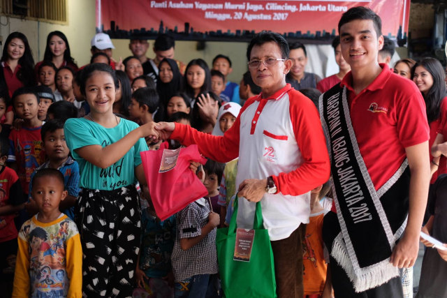 Abang None Jakarta Utara 2017 Utarakan Rasa Syukur melalui Bakti Sosial (1)