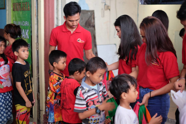 Abang None Jakarta Utara 2017 Utarakan Rasa Syukur melalui Bakti Sosial (2)