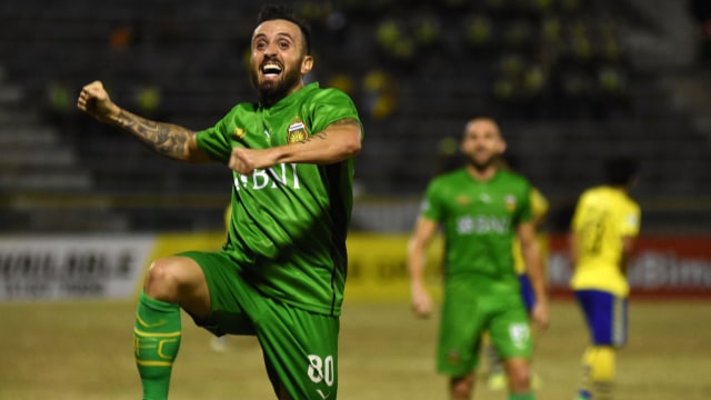 Pemain Bhayangkara FC, Paulo Sergio. Foto: ANTARA/M. Risyal Hidayat