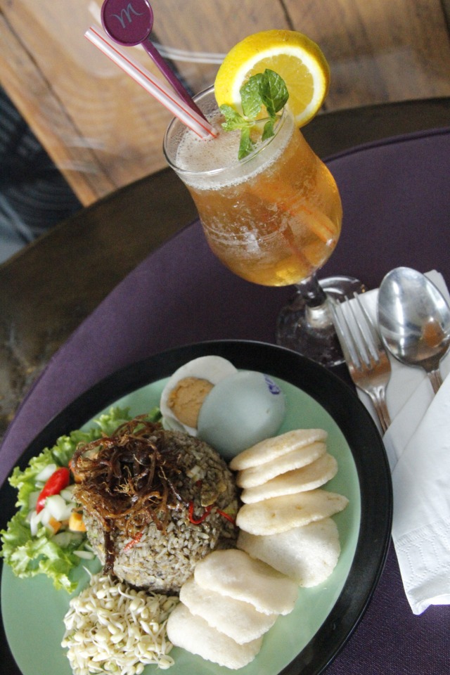 Nasi Goreng Rawon A La Mercure Surabaya 