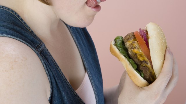 Hari bebas makan apa saja saat diet (Foto: Thinkstock)