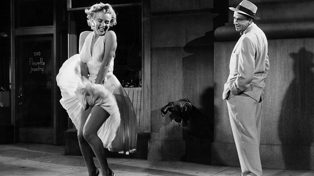 Baju Bekas Marilyn Monroe Termahal Sedunia (2)