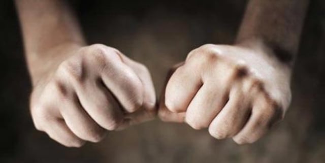 13 Penyebab Jari Tangan Kesemutan Terus-menerus