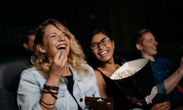 Com-Nonton Bareng Teman-teman (Foto: Thinkstocks)