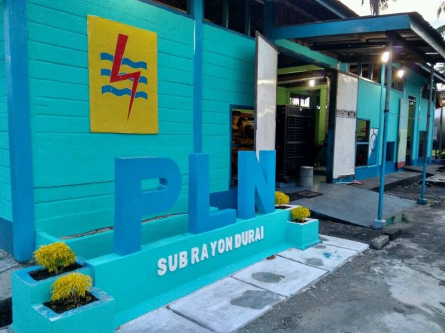 PLN kirim genser 1.000 kW ke Pulau Duran (Foto: Dok. PLN)