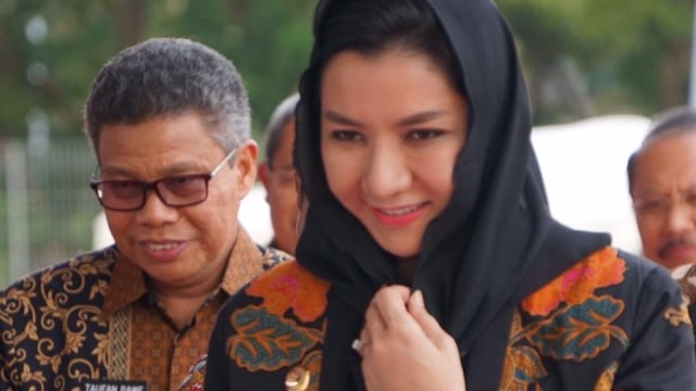 Bupati Kukar Rita Widyasari (Foto: Facebook Rita Widyasari)