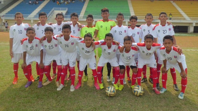 Egy (paling kiri) bersama SSB Bina Sentra Mandala. (Foto: Istimewa)