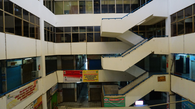 Pasar Pramuka resmi ditutup. (Foto:  Aditia Noviansyah/kumparan)