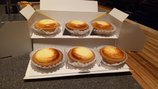 Bake Cheesetart resmi hadir di Indonesia. (Foto: Andari Novianti/kumparan)