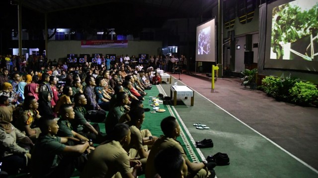 Jokowi dan Panglima TNI nobar Film G30S/PKI (Foto: Istimewa)