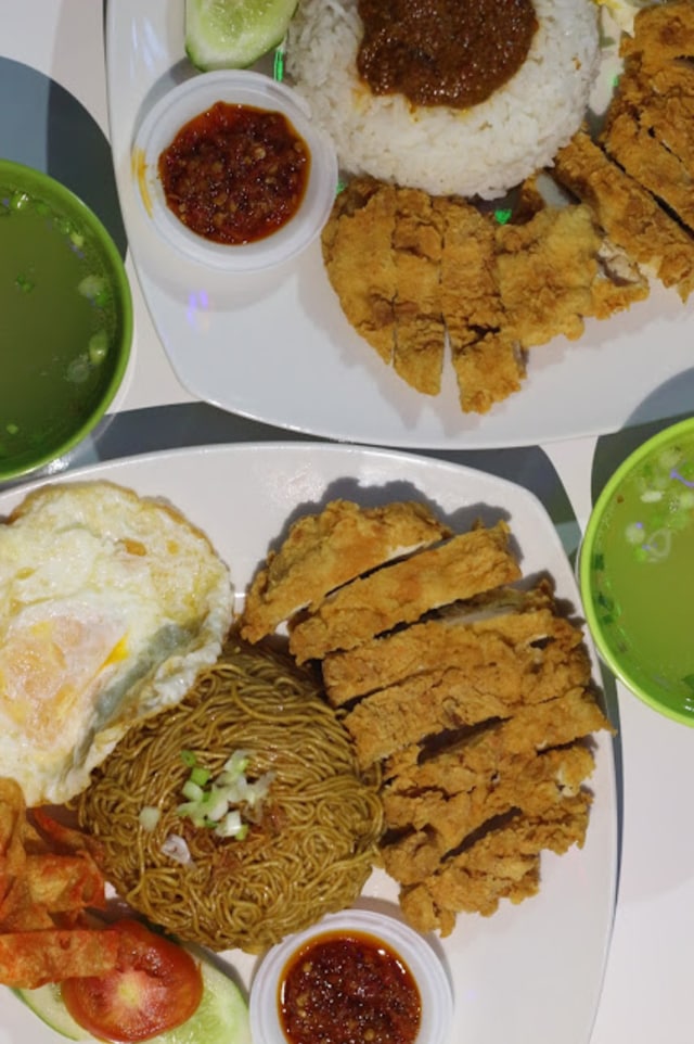 Makan enak di Kawan Kita Cafetaria