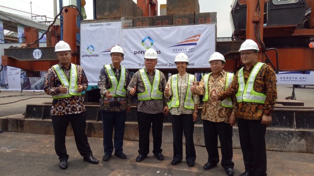Pelaksanaan Ground Breaking TOD  (Foto: Resya Firmansyah/kumparan)