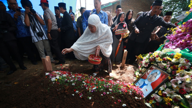 Pemakaman calon praja IPDN (Foto: Antara/Ardiansyah)