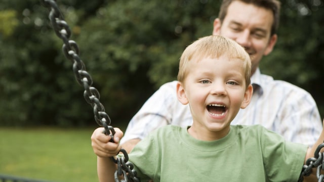 Warna dan model rambut anak mewarisi gen ayah. (Foto: Thinkstock)