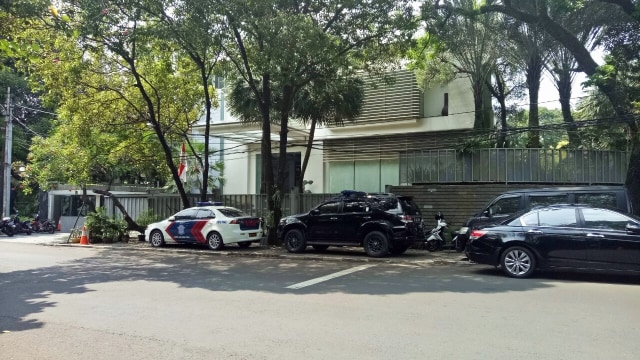 Suasana di depan rumah Setnov  (Foto: Nabilla Fatiara/kumparan)
